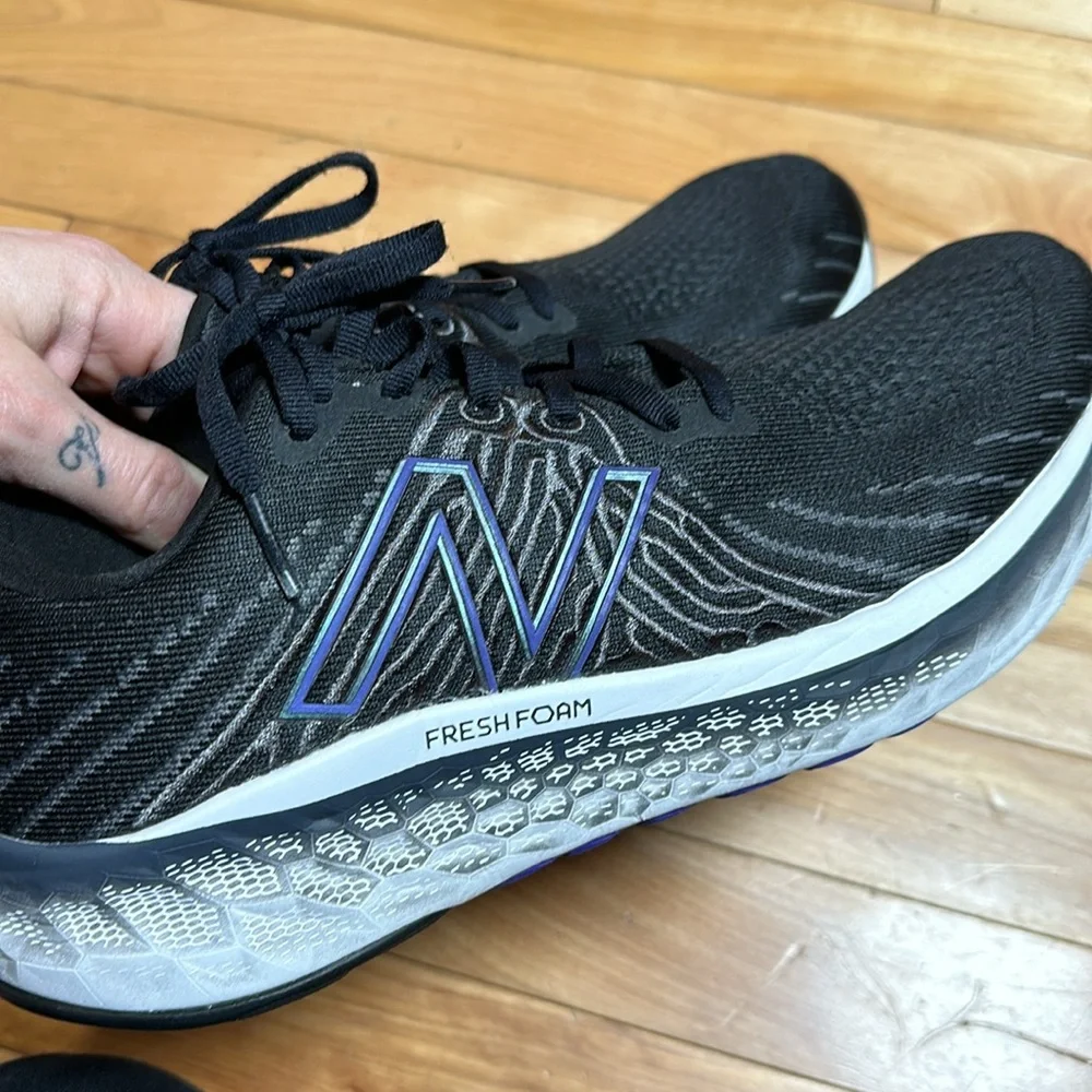 New bala sneakers - Picture 8 of 8